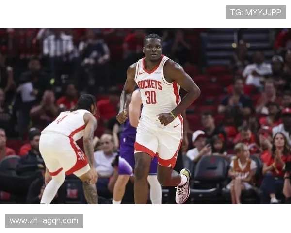 火箭队近期交易汇总与球队阵容调整解读 火箭队近期交易汇总与球队阵容调整解读